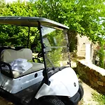 Domaine De Saint Quentin 3*