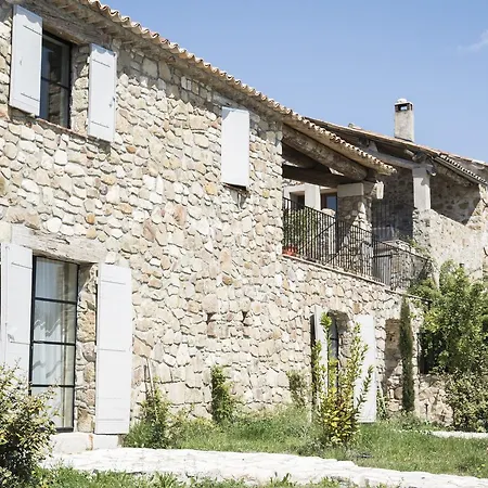 Bed & Breakfast Domaine De Saint Quentin 3*