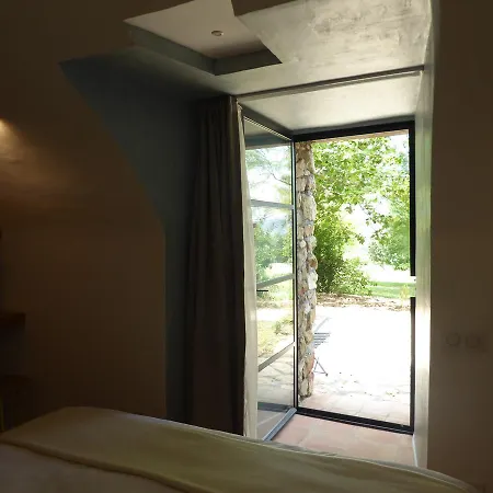 Bed & Breakfast Domaine De Saint Quentin Oppedette