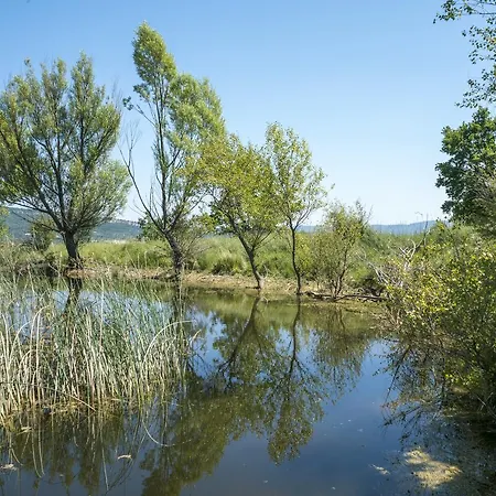 Domaine De Saint Quentin 3* Oppedette