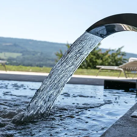 Domaine De Saint Quentin Bed & Breakfast