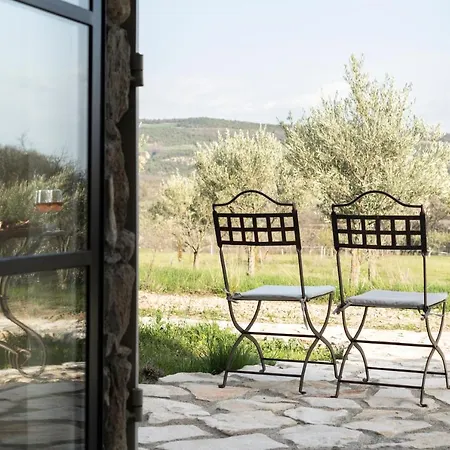 Domaine De Saint Quentin Bed & Breakfast 3*