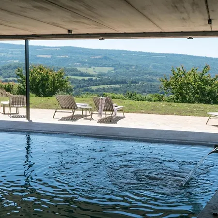 Domaine De Saint Quentin Oppedette