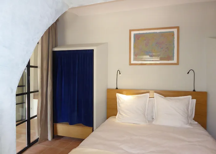 Bed & Breakfast Domaine De Saint Quentin 3*