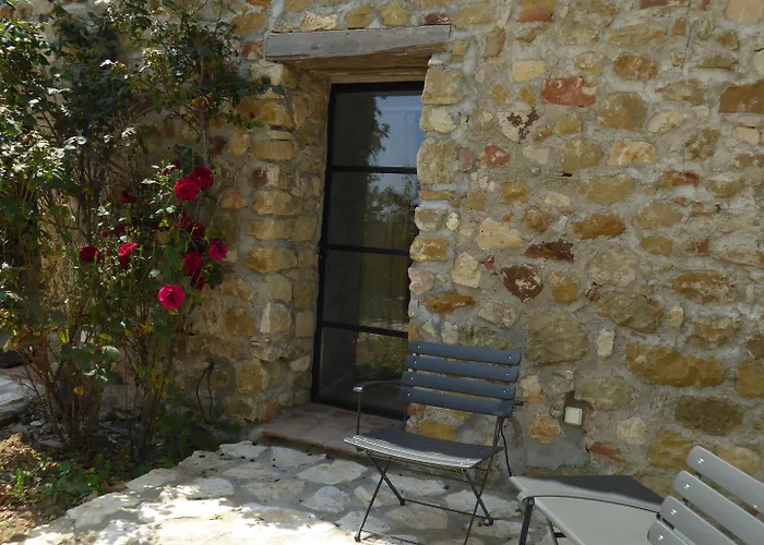 Bed & Breakfast Domaine De Saint Quentin Oppedette