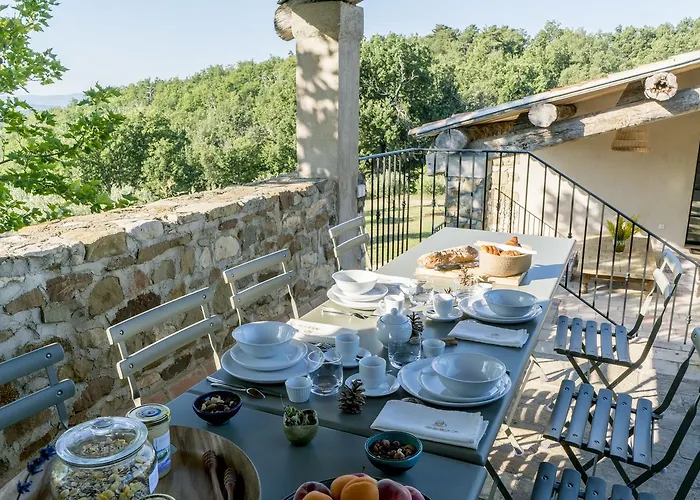 Domaine De Saint Quentin Bed & Breakfast 3*